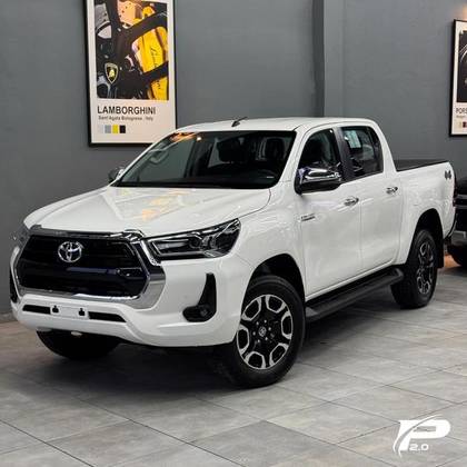 TOYOTA HILUX 2.8 D-4D TURBO DIESEL CD SRV 4X4 AUTOMÁTICO